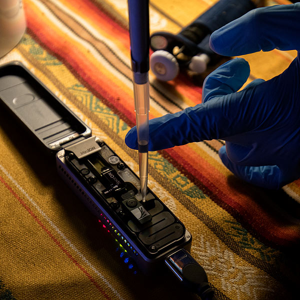 Image of a nanopore DNA sequencer
